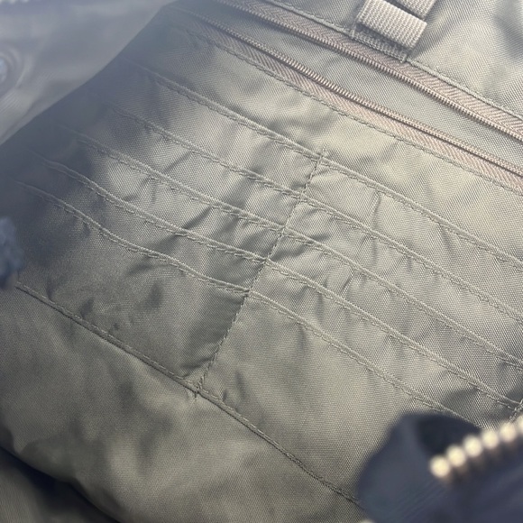 Baggallini Black Nylon Crossbody Bag with small wallet. BP1986A - Picture 9 of 13